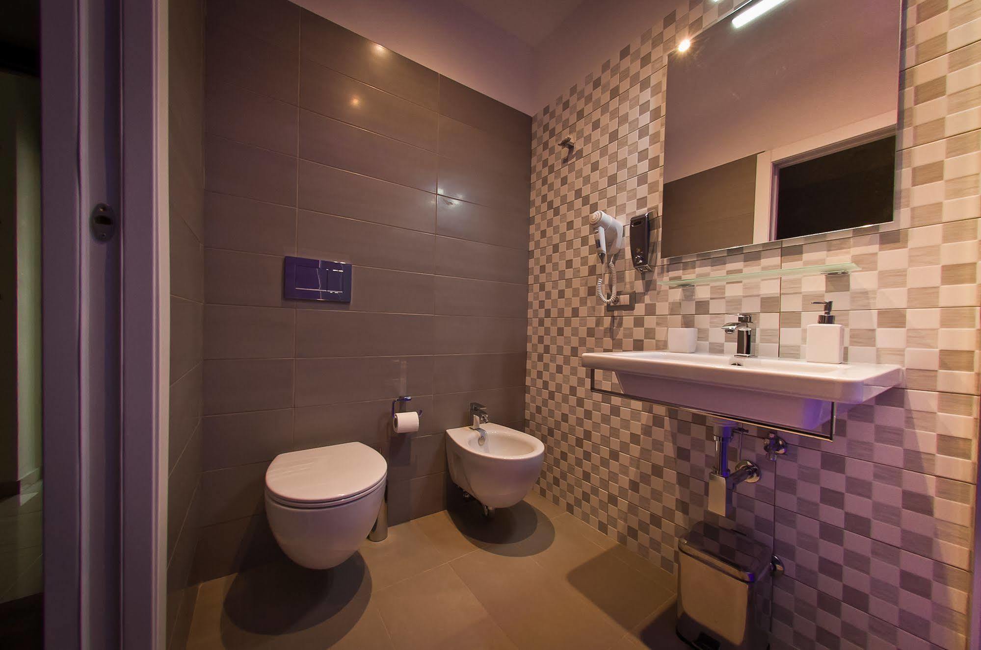 Affittacamere Borghese Executive 3*